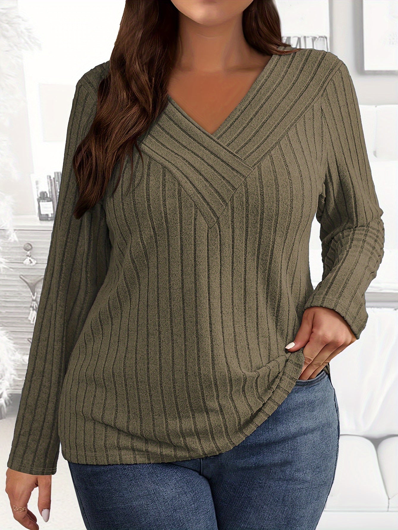 Madeleine Ribbed V-Neck Pullover