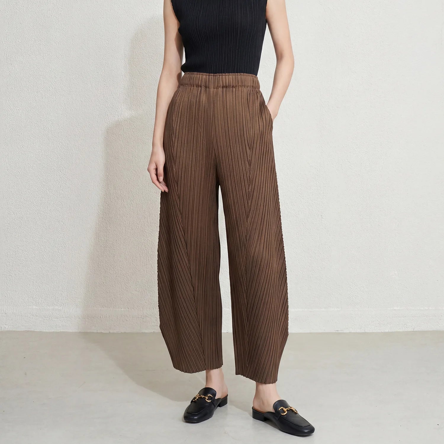 Miyake Pleated Lantern | Pants