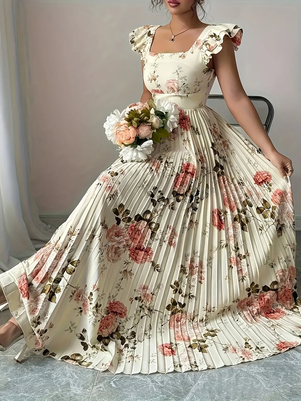 Izara Dress Cream Floral