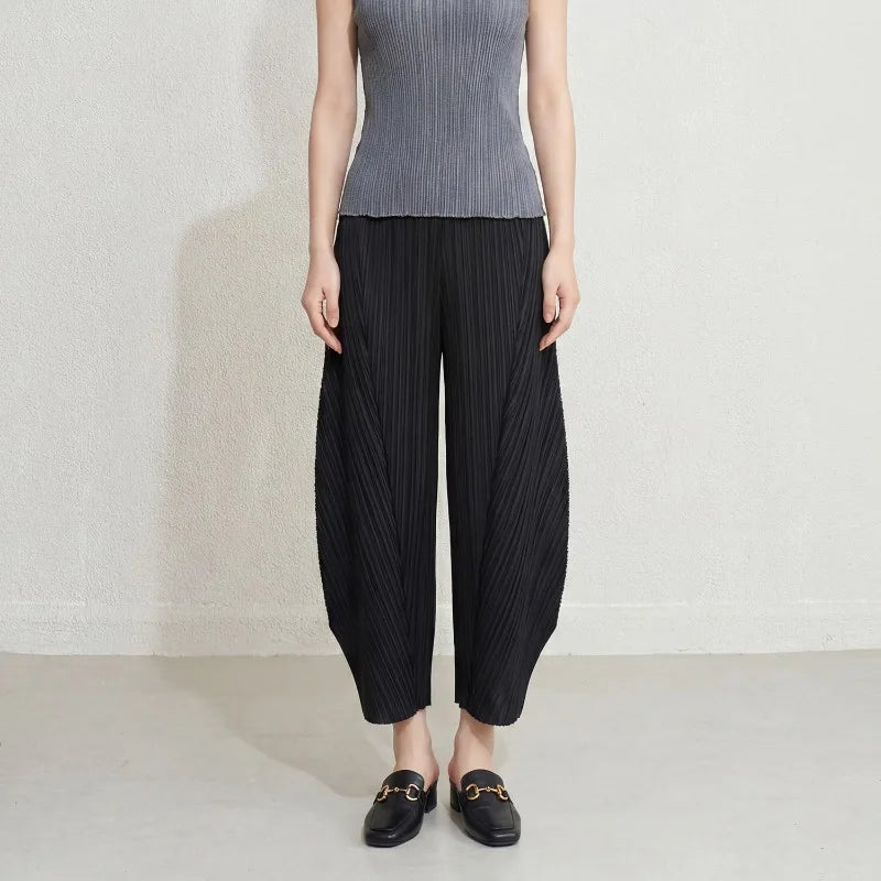Miyake Pleated Lantern | Pants