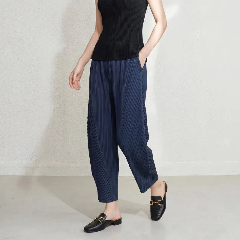 Miyake Pleated Lantern | Pants