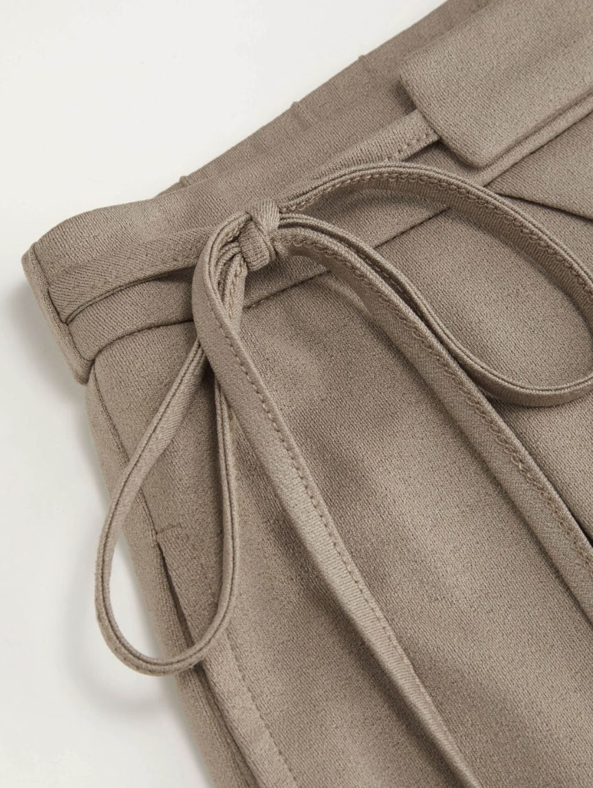 Aliah Twist Straight | Trousers